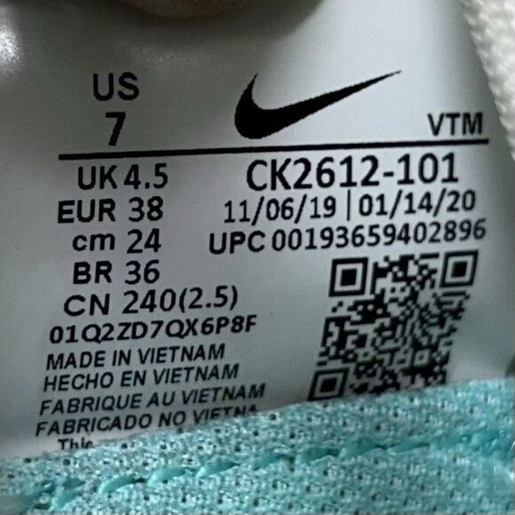 Nike Air Max 2090 CK2612-101 Women's Sz 7 Aurora Green White Running Shoes Used - Picture 12 of 12